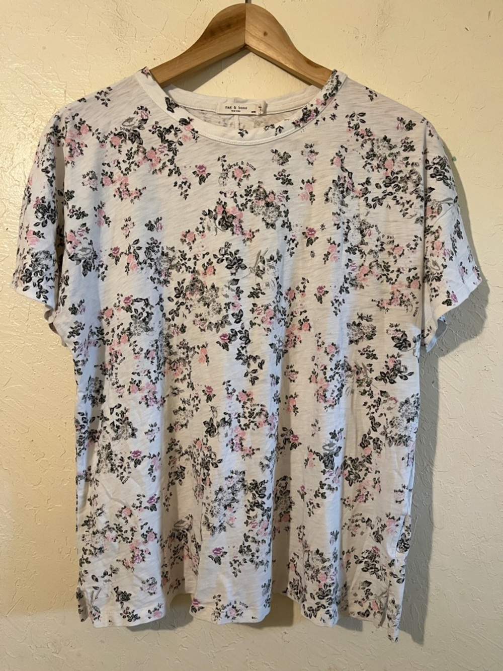 rag & bone White Floral Short Sleeve Tee